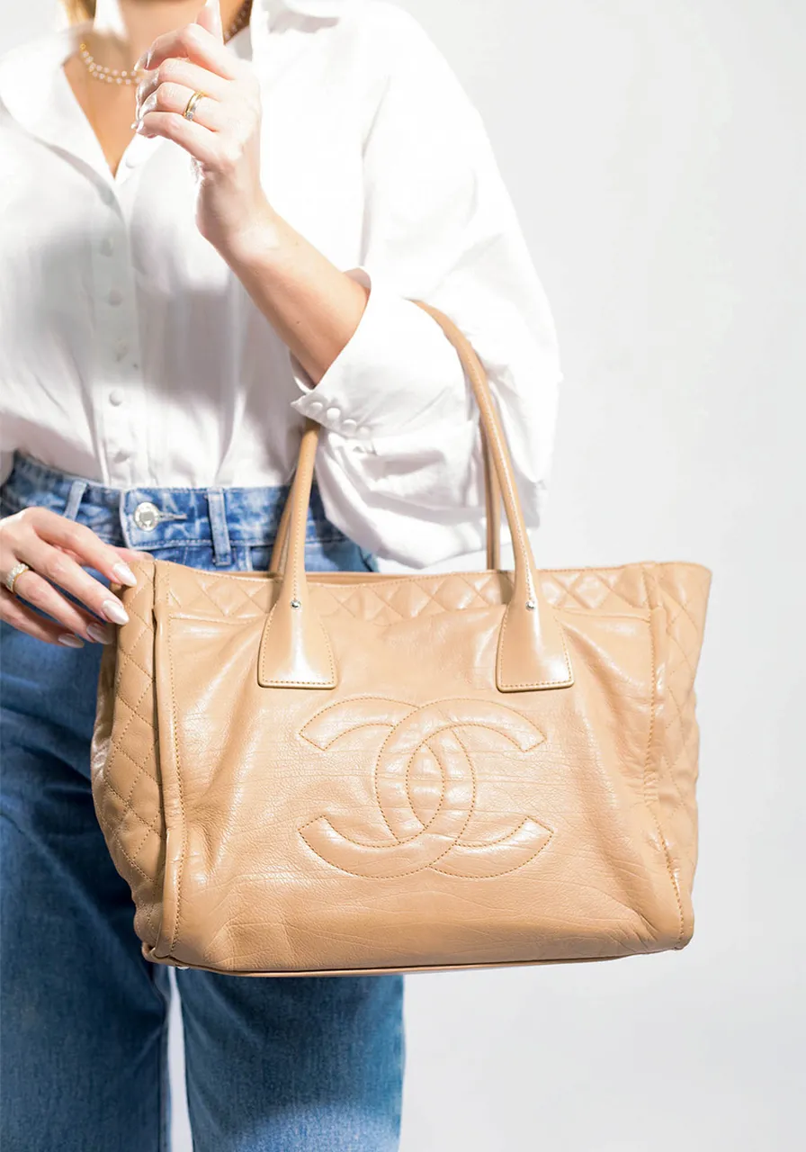 Chanel Tote Quilted