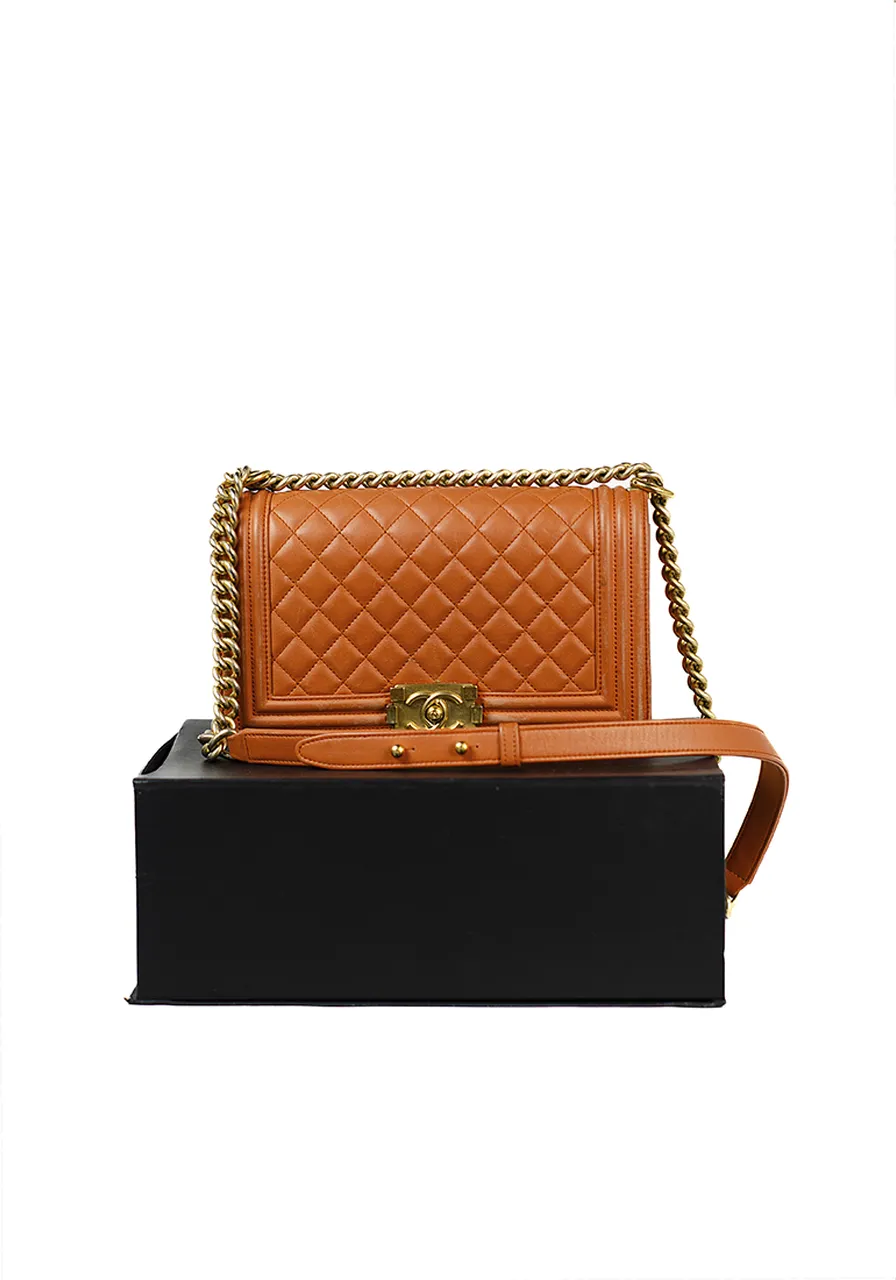 Chanel Boy Medium