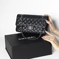 Chanel Classica Média Double Flap - imagem 4