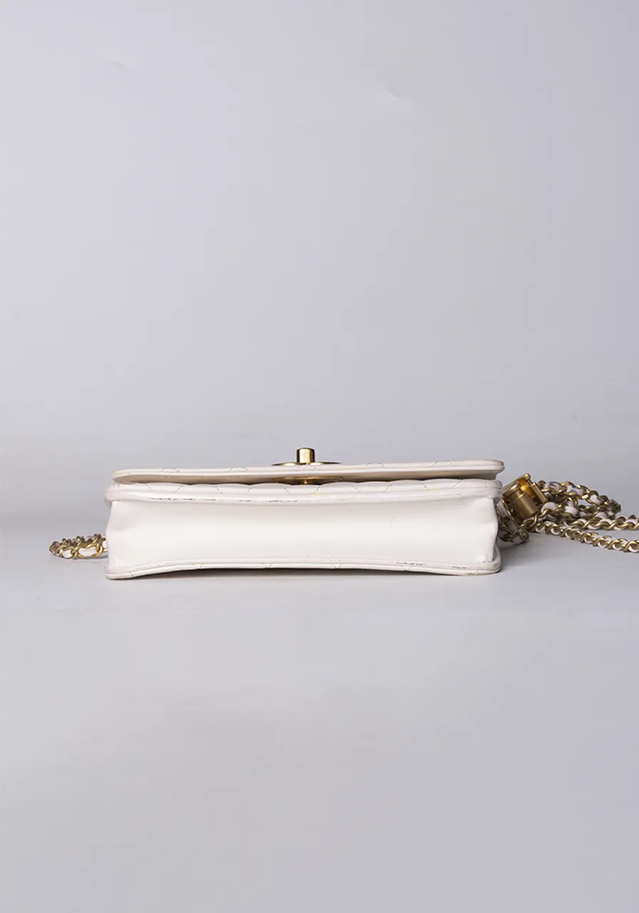 Chanel Classic Wallet On Chain 