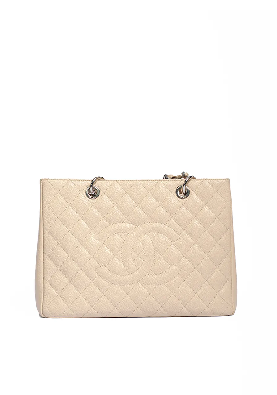 Chanel Shopper 
