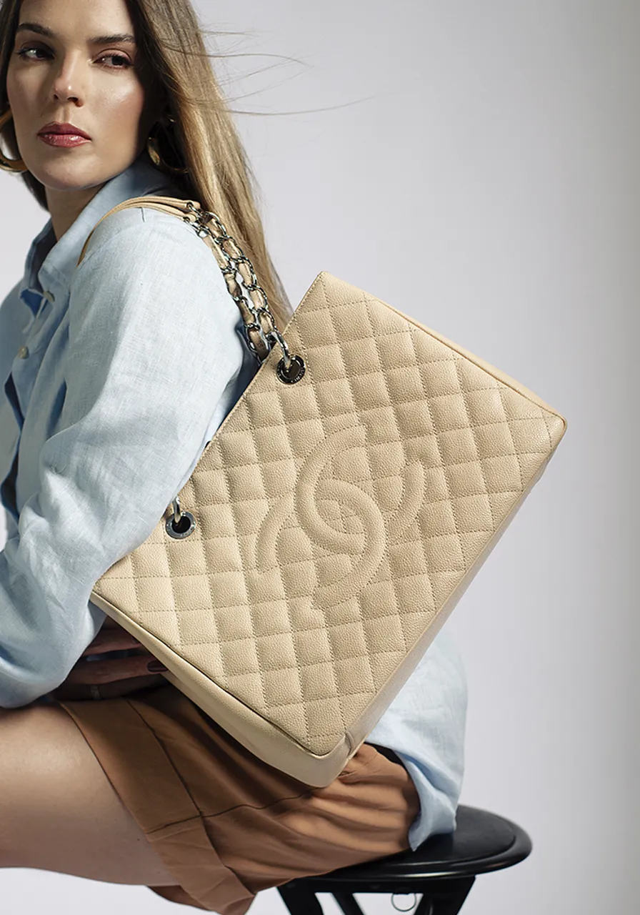 Chanel Shopper 