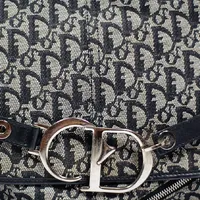 Dior Navy Logo Charms Messenger - imagem 3
