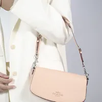 Coach Andrea Rosé - imagem 3
