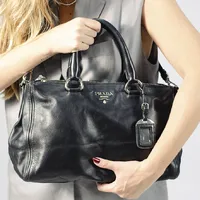 Prada Double Zip Calf Bag  - imagem 4