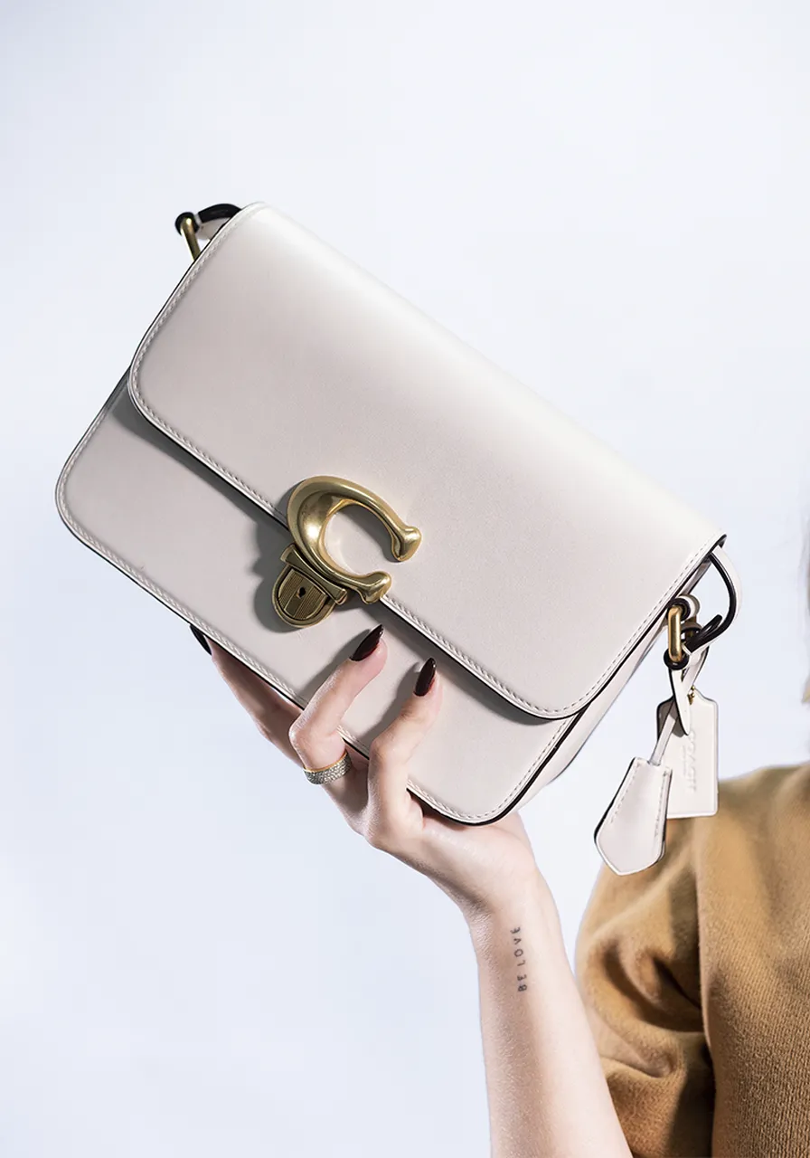 Coach Studio Shoulder off-white