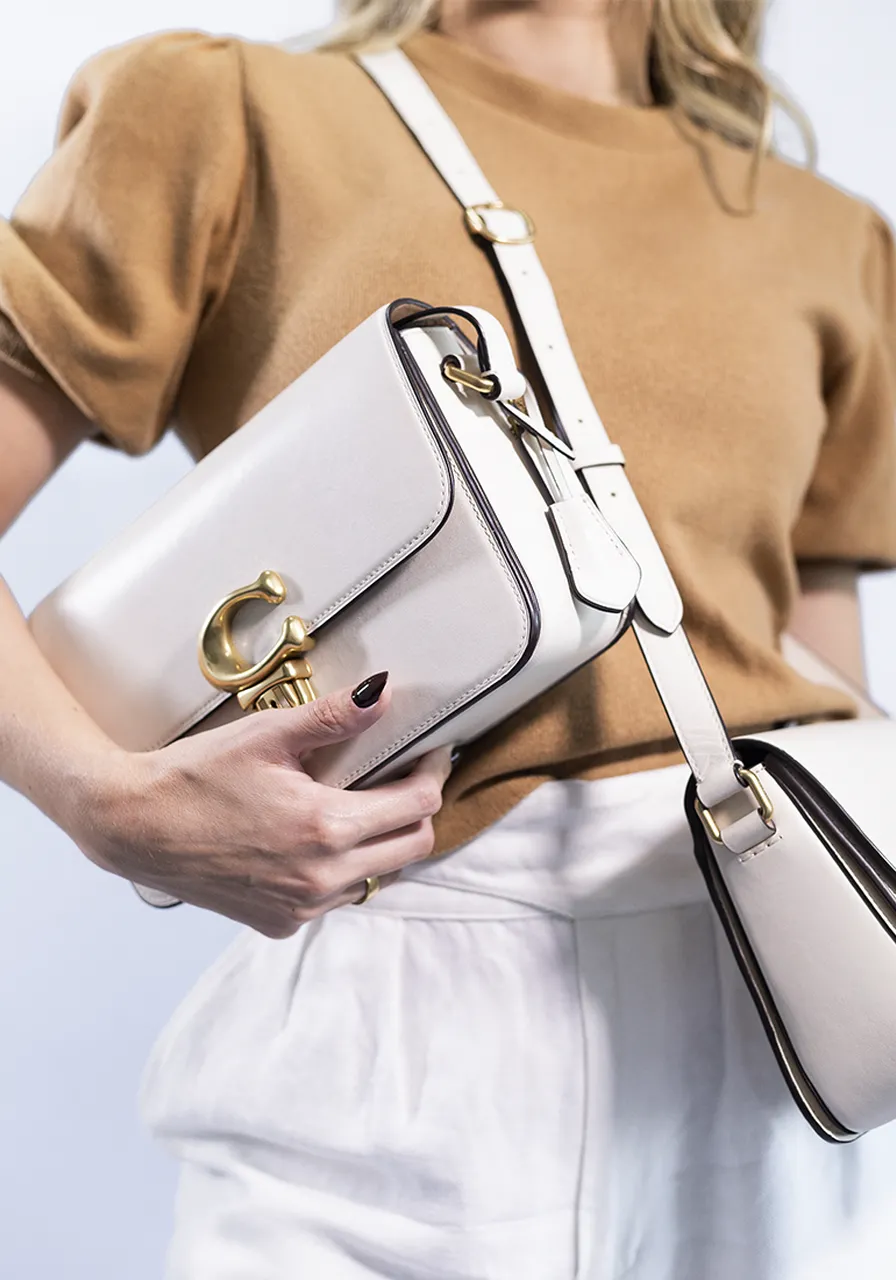 Coach Studio Shoulder off-white