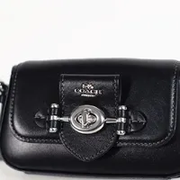 Coach Brie  - imagem 4