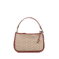 Coach Cary  - imagem 1