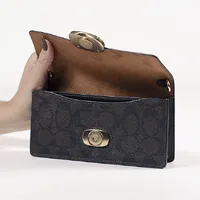 Coach Clutch Monograma  - imagem 5