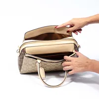 Coach Darcie Carryall In Blocked - imagem 5