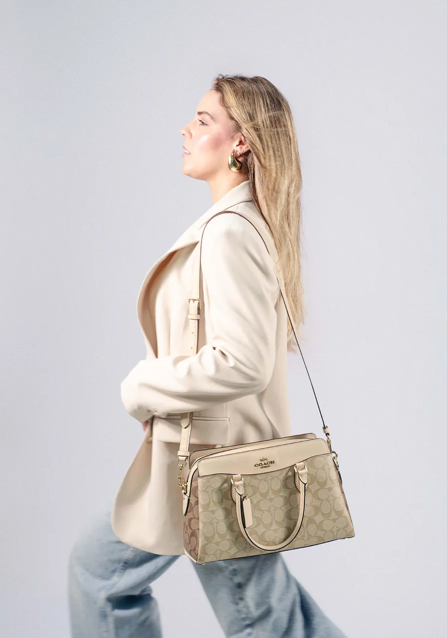 Coach Darcie Carryall In Blocked