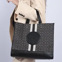 Coach Dempsey 40  - imagem 4