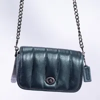 Coach Dinky 18 With Quilting - imagem 3