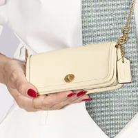 Coach Dinky Mini  - imagem 4