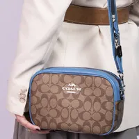 Coach Jamie  - imagem 3