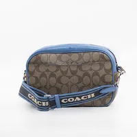 Coach Jamie  - imagem 5