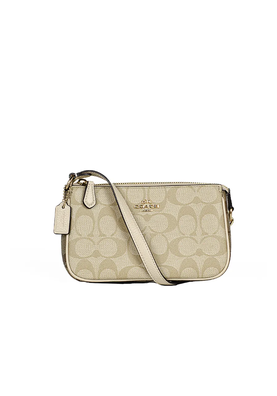 Coach Nolita 19