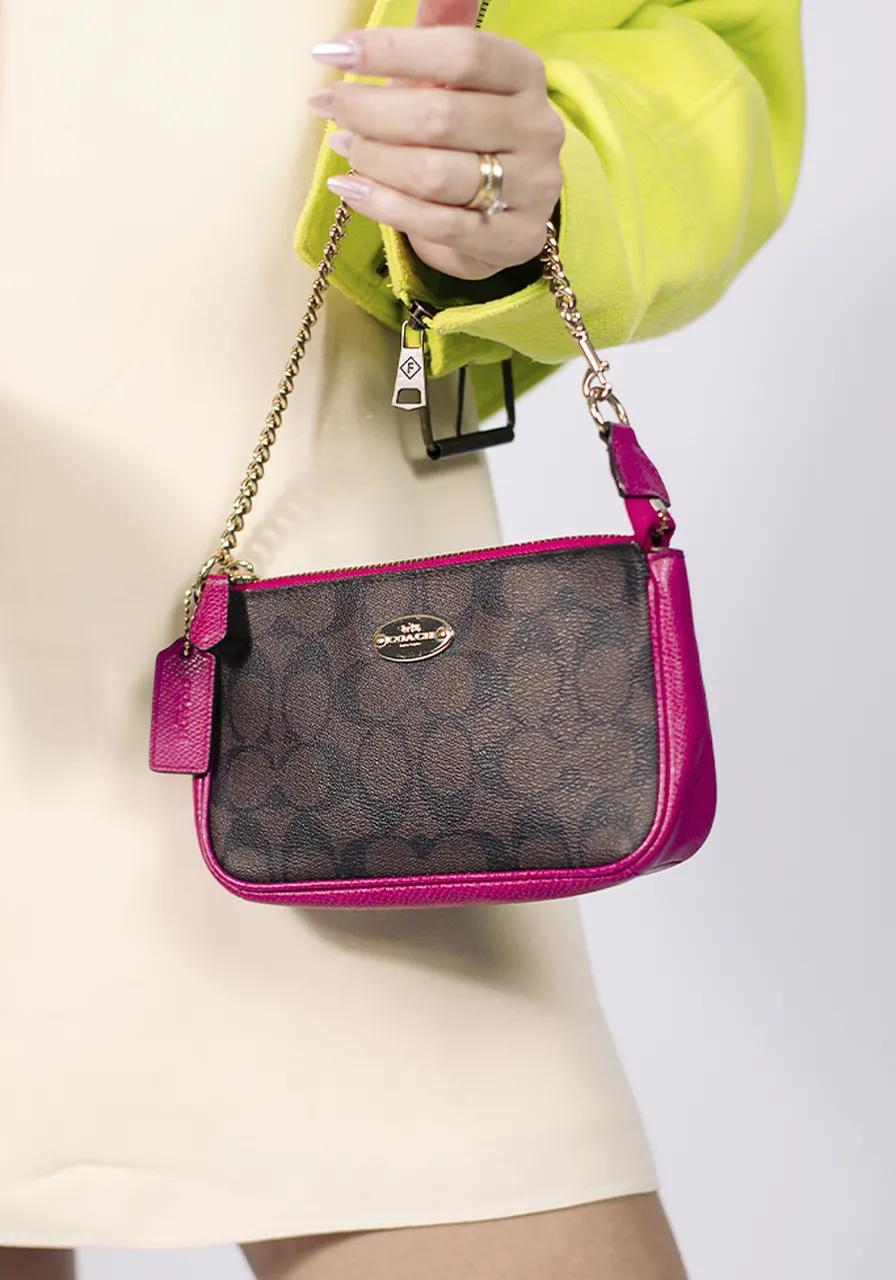 Coach Nolita 19 