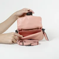 Coach Tabby Pillow 18 - imagem 2