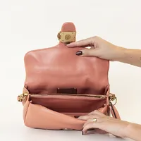 Coach Tabby Pillow 26  - imagem 6