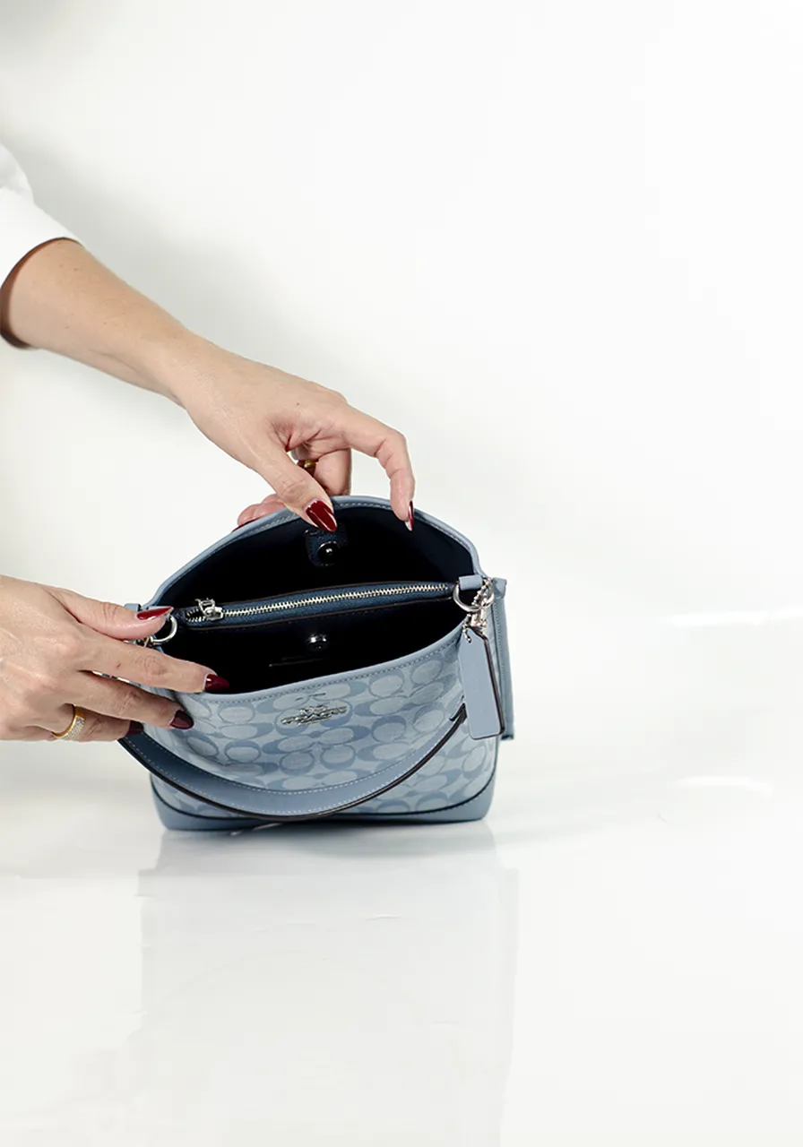 Coach Womens Mollie Bucket Bag 22 
