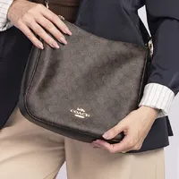 Coach Ellie Marrom  - imagem 2