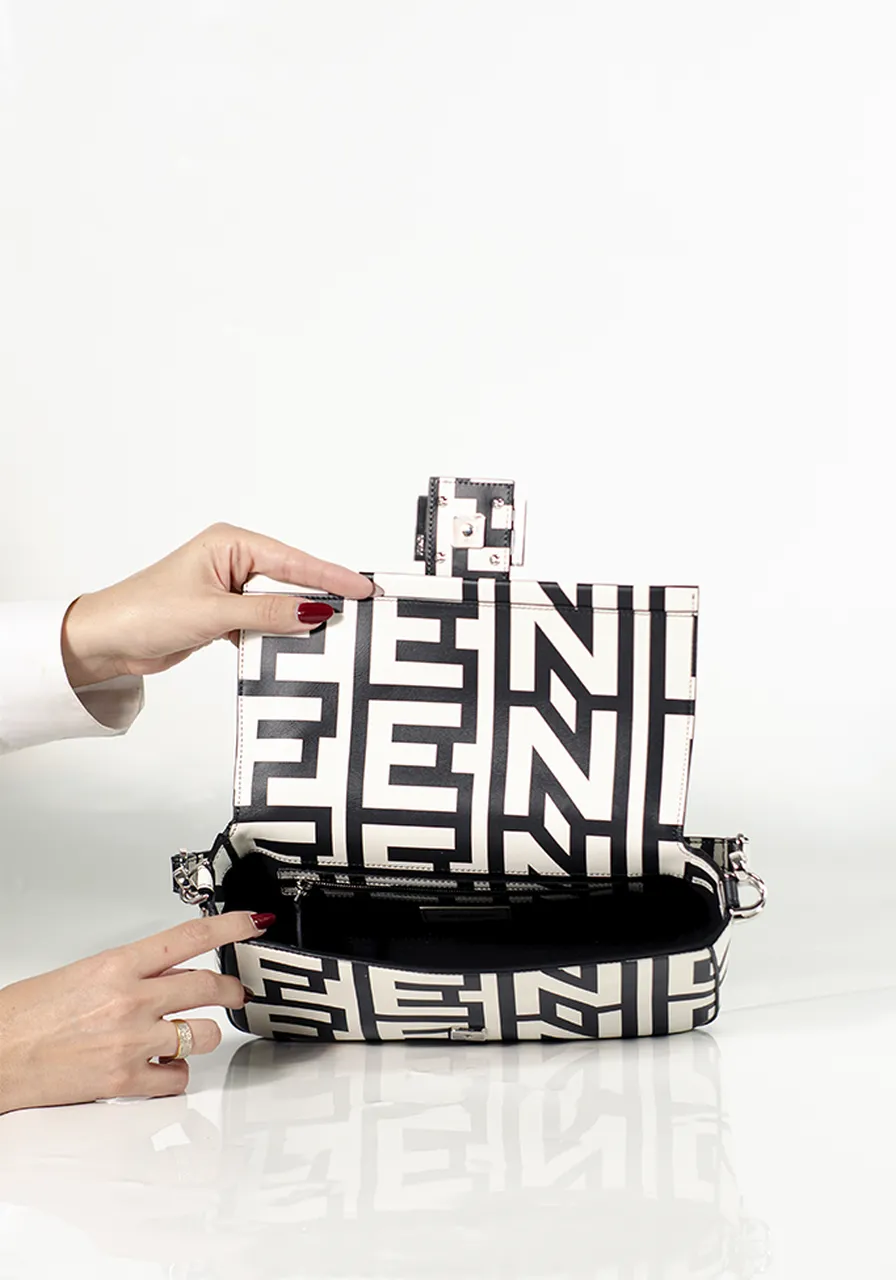 Fendi Baguette Logo Printed Marc Jacobs 