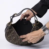 Fendi Hobo Bag  - imagem 8