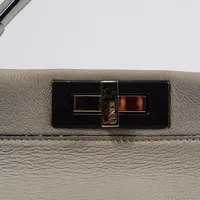 Fendi Medium Peekaboo Bag - imagem 3