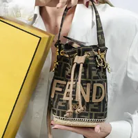 Fendi Tresor Bucket  - imagem 4