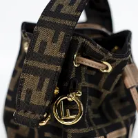 Fendi Tresor Bucket  - imagem 7