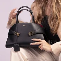 Ferragamo Hug  - imagem 3
