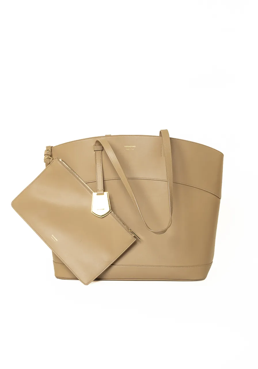 Ferragamo North-South Charming 