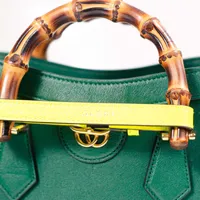 Gucci Diana Tote Bag - imagem 5
