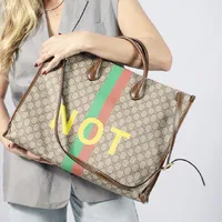 Gucci Fake/Not Shopping Bag Man Size Uni  - imagem 4