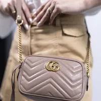 Gucci GG Marmont Câmera  Bag Mini - imagem 5
