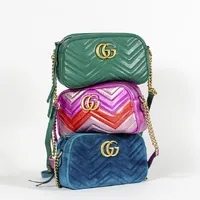 Gucci GG Marmont Camera Bag Small  - imagem 2