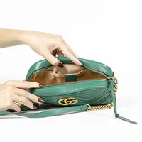 Gucci GG Marmont Camera Bag Small  - imagem 4