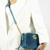 Gucci GG Marmont Camera Bag Velvet  - imagem 4