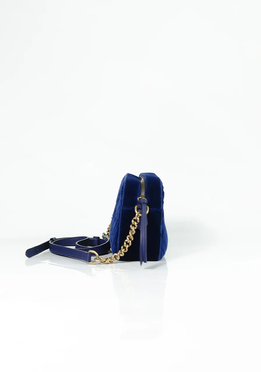 Gucci GG Marmont Camera Bag Velvet Small