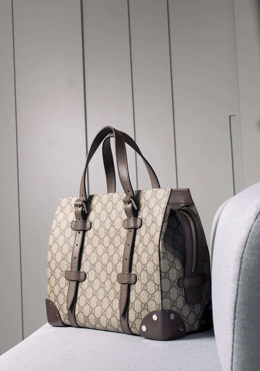 Gucci GG Supreme Tote 