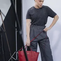 Gucci Medium Swing Tote Bag - imagem 3