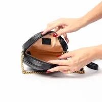 Gucci GG Marmont Mini Round Bag - imagem 5
