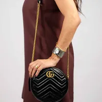 Gucci GG Marmont Mini Round Bag - imagem 3