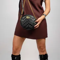 Gucci GG Marmont Mini Round Bag - imagem 4