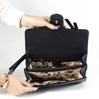 Gucci Women's Shoulder Bag  - imagem 4