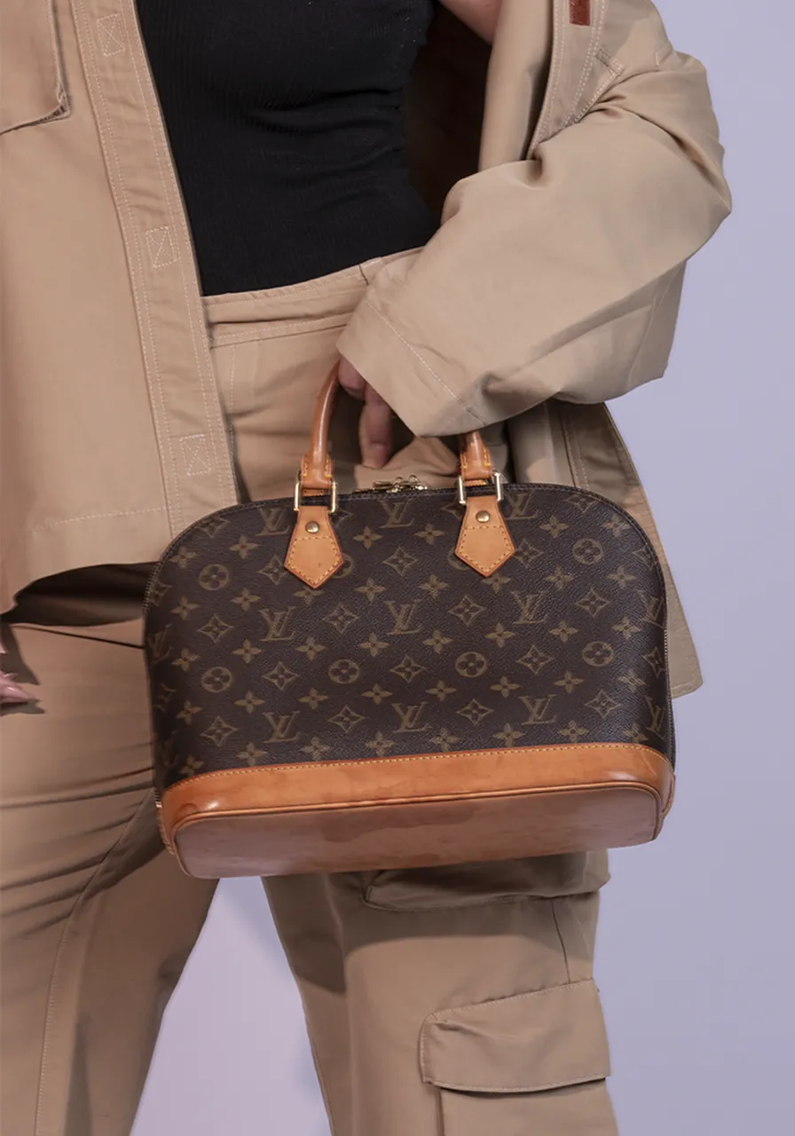 Louis Vuitton Alma MM 