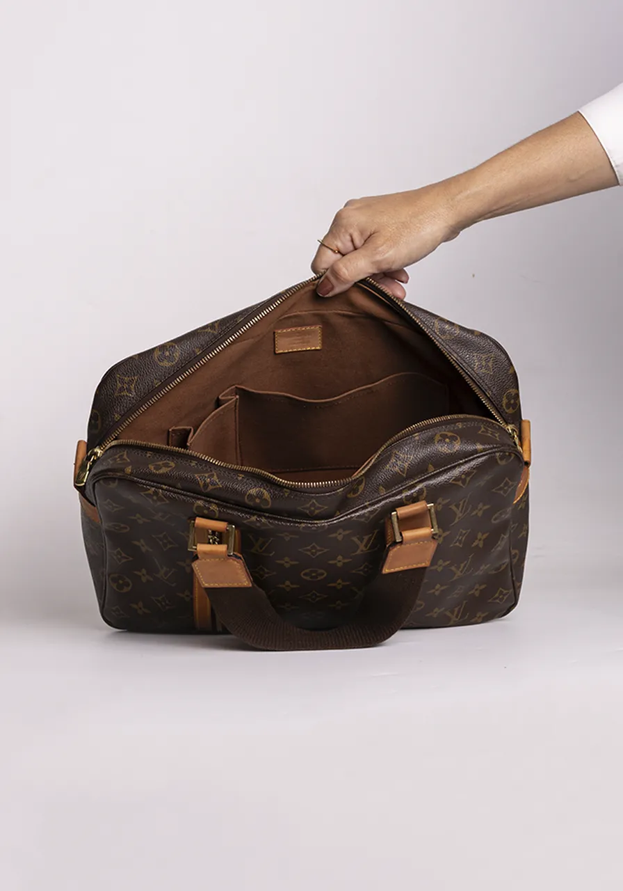 Louis Vuitton Bosphore Monograma 