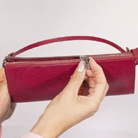 Louis Vuitton EPI Pochette - imagem 4